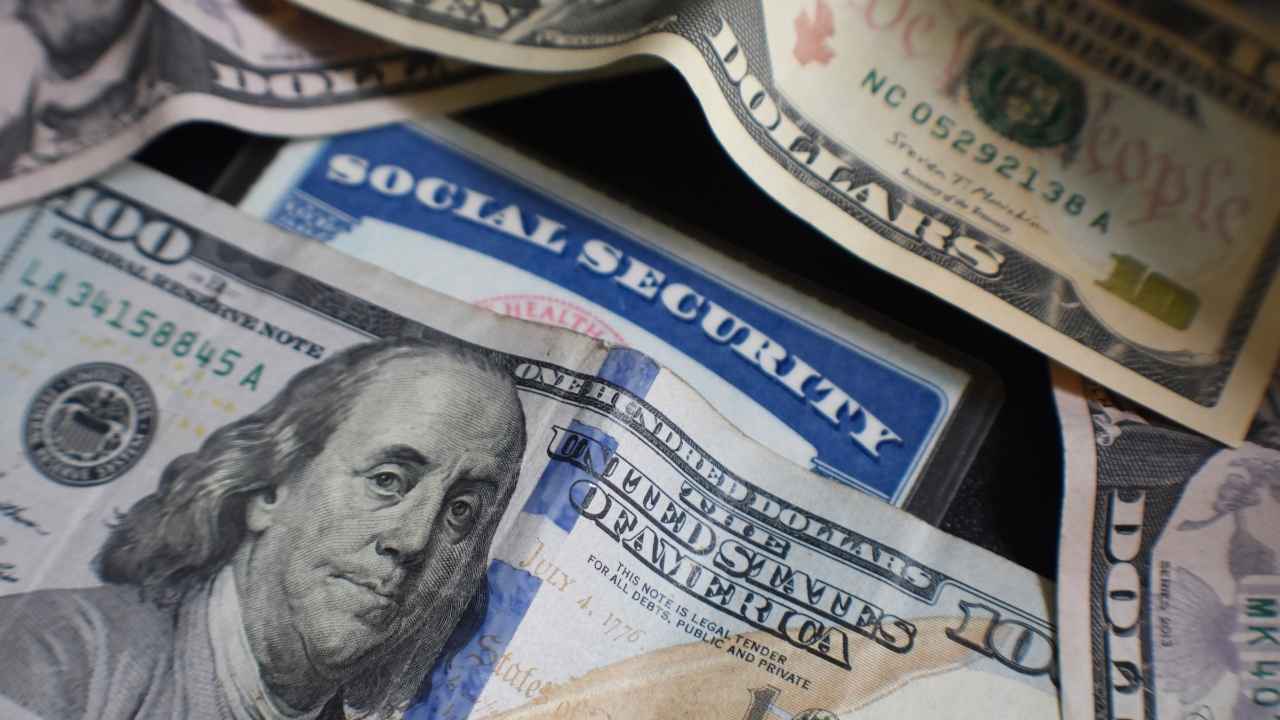 Last SSDI payment in November: Social Security confirms paydays before 2025 COLA increase comes